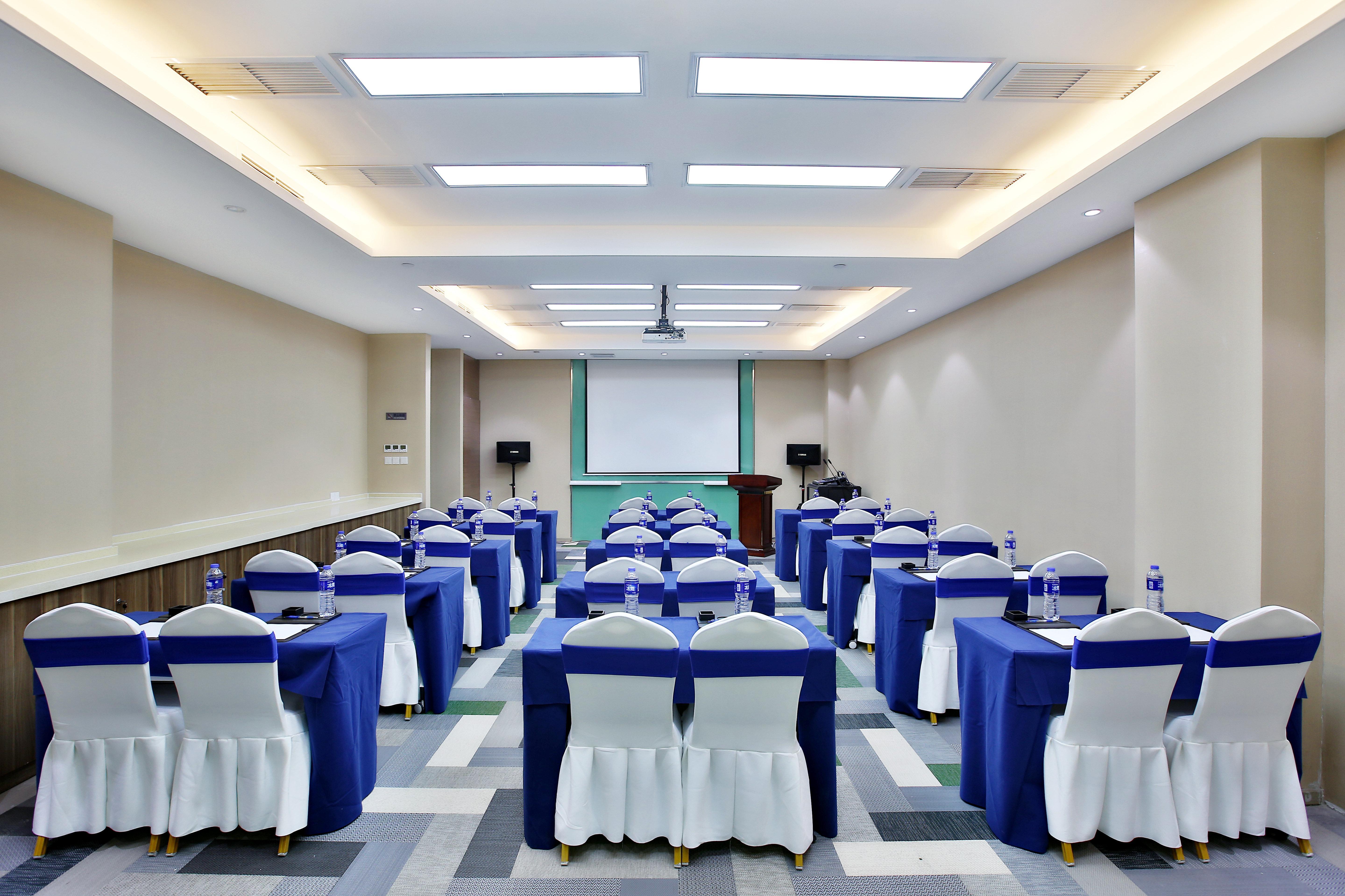 Holiday Inn Express Langfang Park View By Ihg Εξωτερικό φωτογραφία